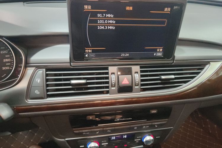 奥迪A6L 2017款 TFSI 舒适型中控内饰16