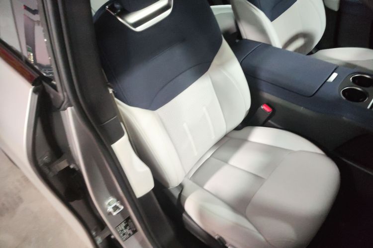 小鹏G6 2023款 580 长续航 Pro局部细节41