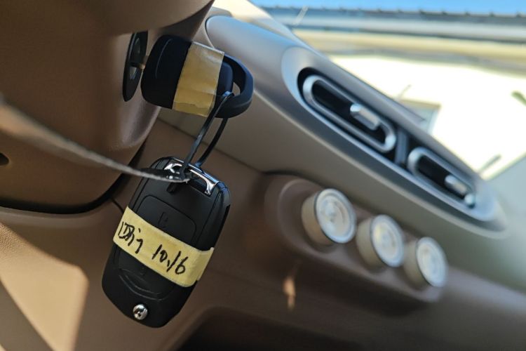 五菱汽车 宏光MINIEV 2025款 四门版 进阶款中控内饰11