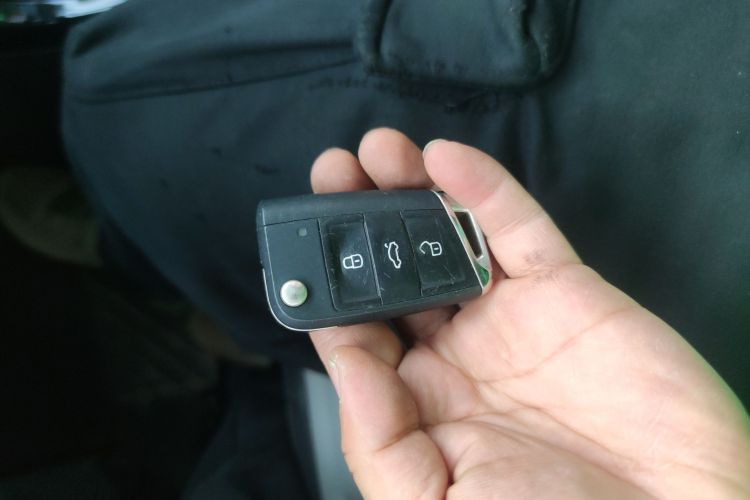 大众 探岳 2023款 300TSI 两驱豪华Plus进阶版中控内饰11