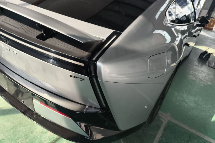 小鹏P7 2025款 702 长续航 Ultra车身外观6006