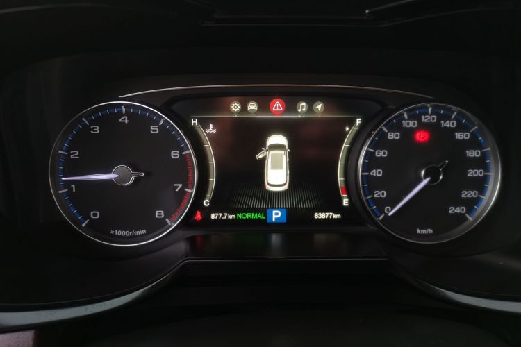 广汽传祺 传祺GS8 2017款 320T 两驱豪华智联版（七座）中控内饰14