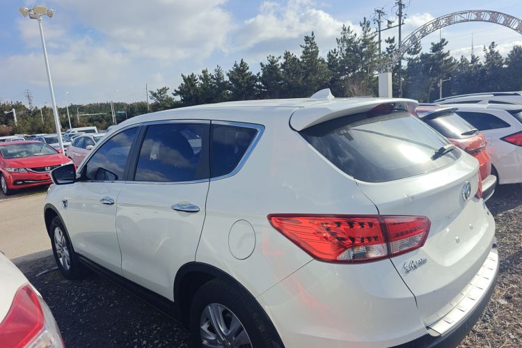 东风风神AX7 2016款 1.4T 手动智尚型车身外观4