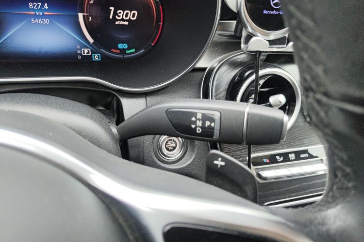 奔驰C级 2019款 改款 C 260 L 运动版中控内饰18