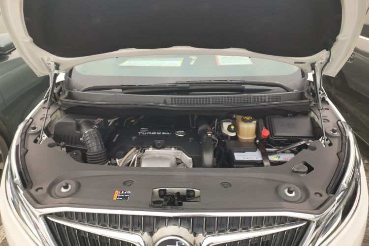 别克GL8 2018款 ES 28T 豪华型 国VI机舱底盘24