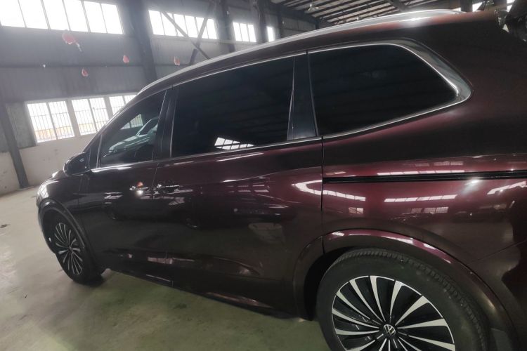 大众 威然 2020款 380TSI 尊贵版车身外观4