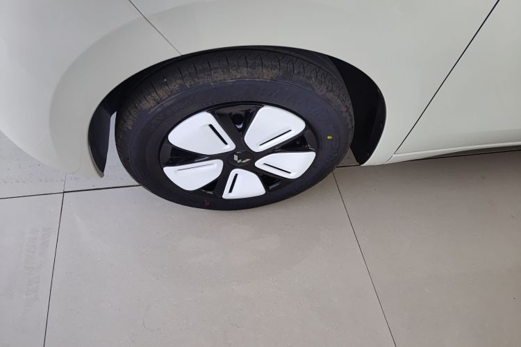 五菱汽车 宏光MINIEV 2025款 四门版 进阶款车身外观6007