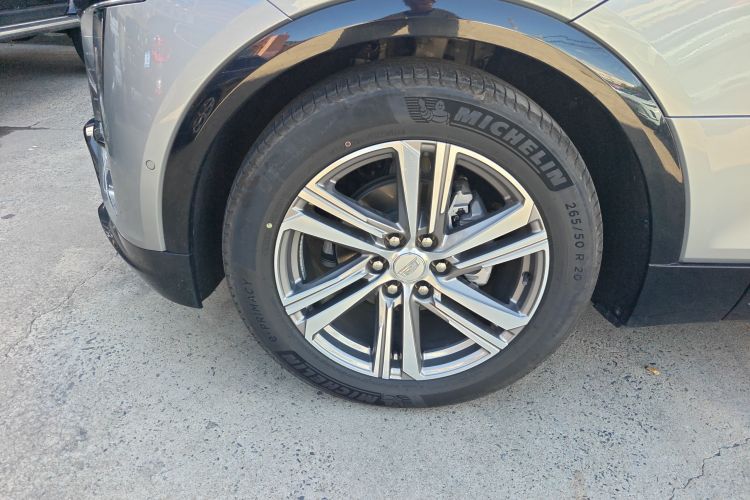 凯迪拉克 IQ锐歌 2022款 后驱长续航尊贵版车身外观6007