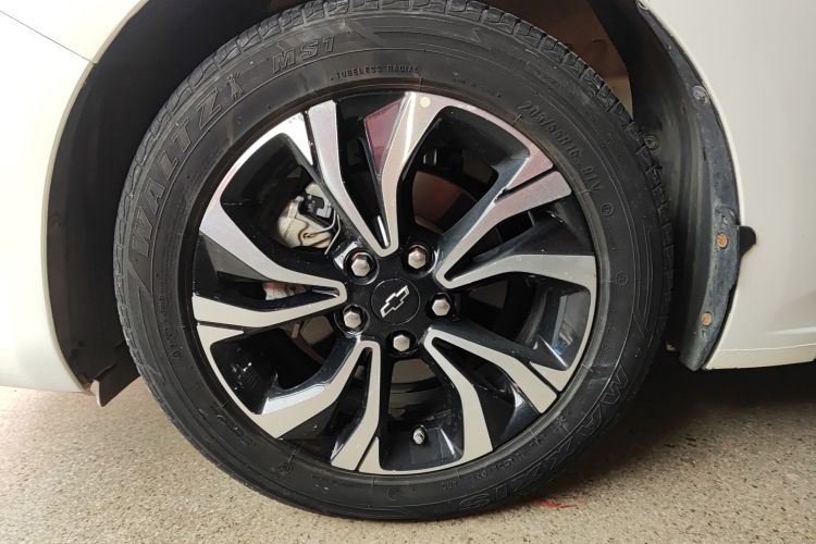 雪佛兰 科鲁泽 2020款 轻混 RS 330T 自动畅快版车身外观6007