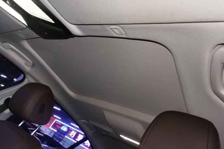 宝马5系 2019款 525Li 豪华套装局部细节22