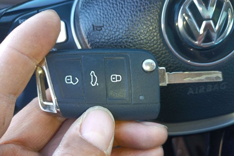 大众 速腾 2019款 200TSI DSG舒适型 国VI中控内饰11