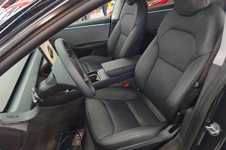 特斯拉 Model 3 2023款 后轮驱动版局部细节19