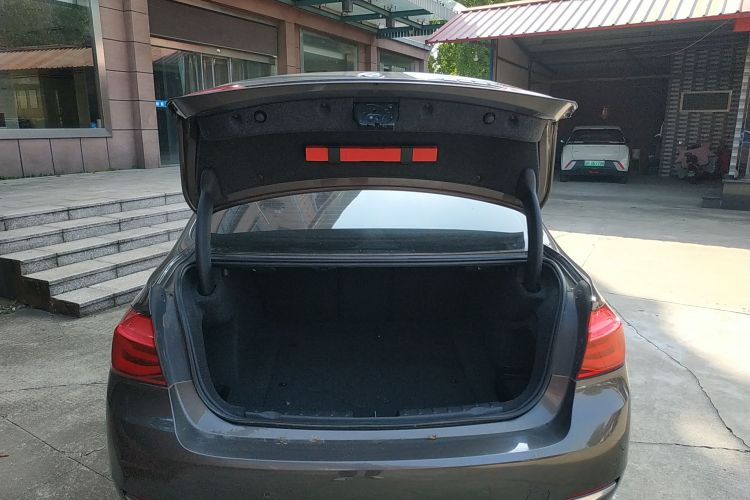 宝马3系 2017款 320Li 时尚型中控内饰23