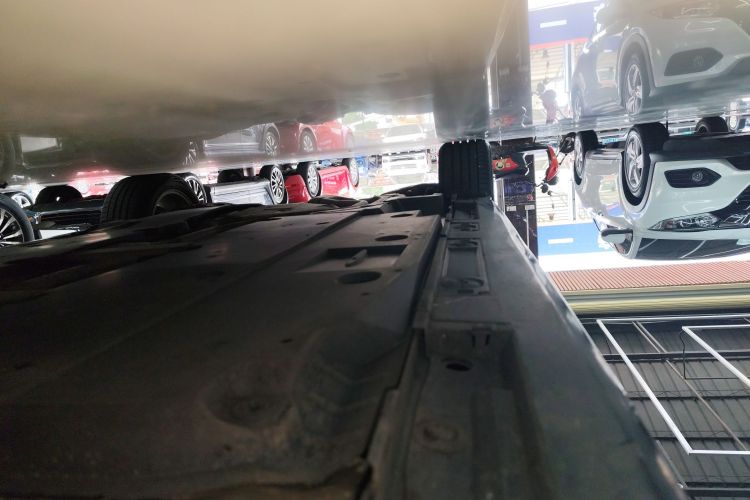 丰田 雷凌 2019款 185T CVT豪华版 国VI局部细节9001