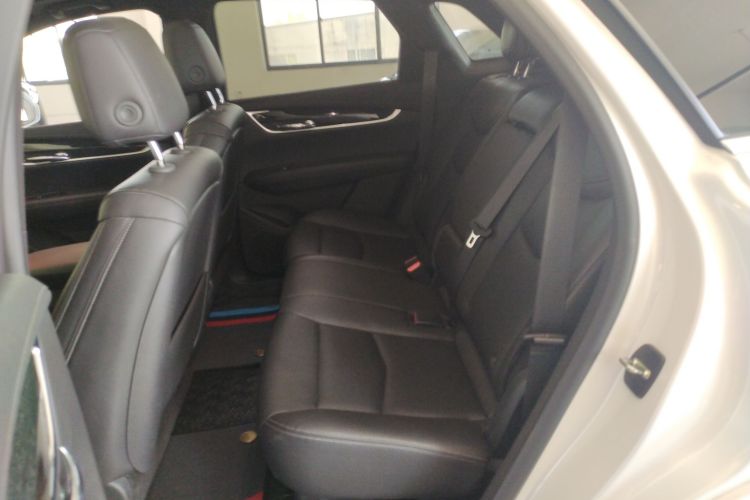 凯迪拉克XT5 2021款 28T 豪华型中控内饰21