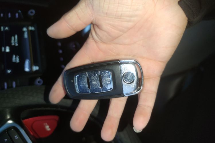 大众 高尔夫 2017款 280TSI 自动R-Line百万辆纪念版中控内饰11