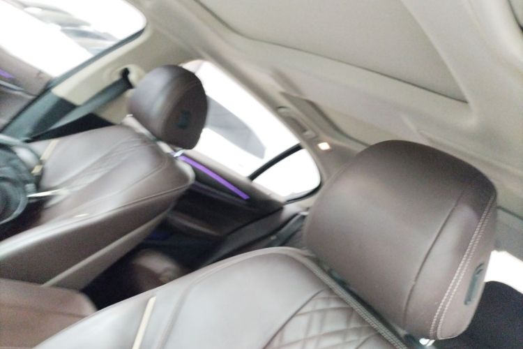 宝马5系 2020款 530Li 领先型 豪华套装局部细节22