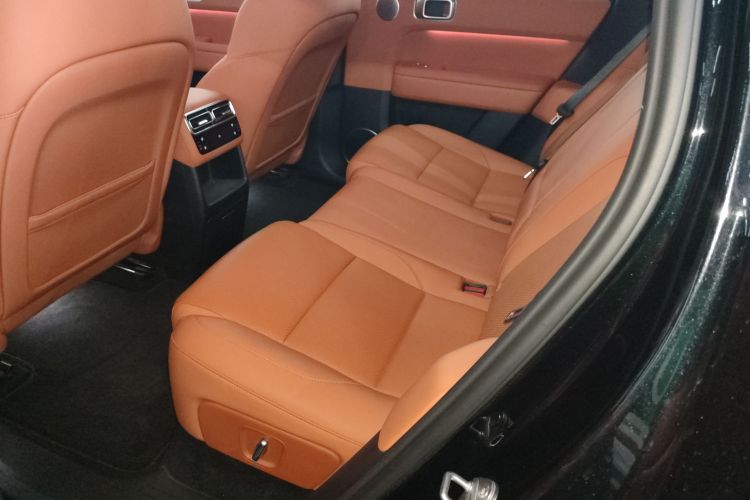 理想汽车 理想L6 2024款 Pro中控内饰7004