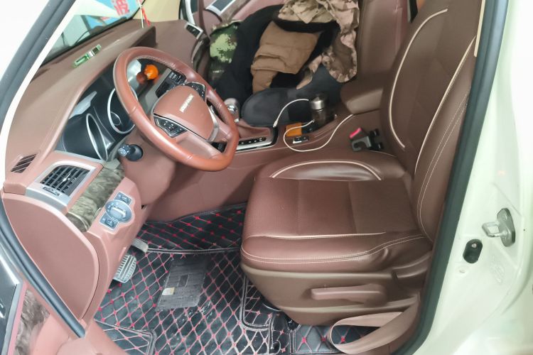 猎豹汽车 猎豹CS10 2017款 2.0T 自动豪华型局部细节19