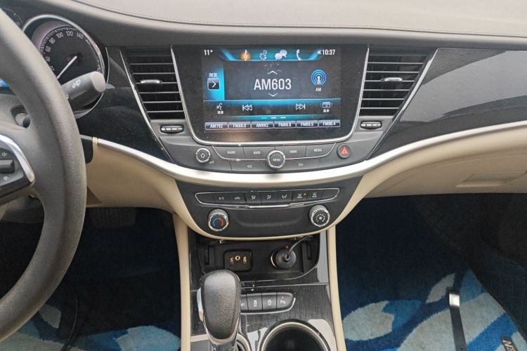 别克 威朗 2017款 三厢 15S 自动领先型中控内饰16