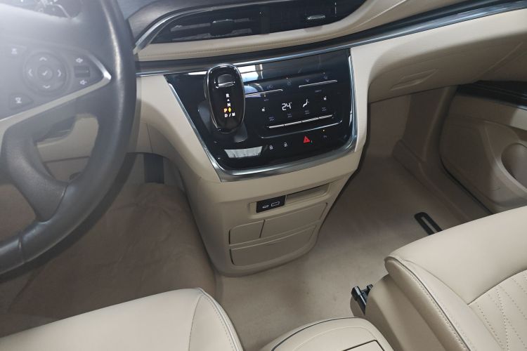 别克GL8 2023款 改款 陆上公务舱 豪华型局部细节18