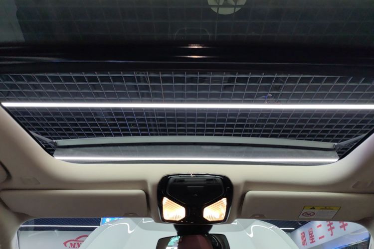 宝马i3 2024款 eDrive 40 L 曜夜套装局部细节22