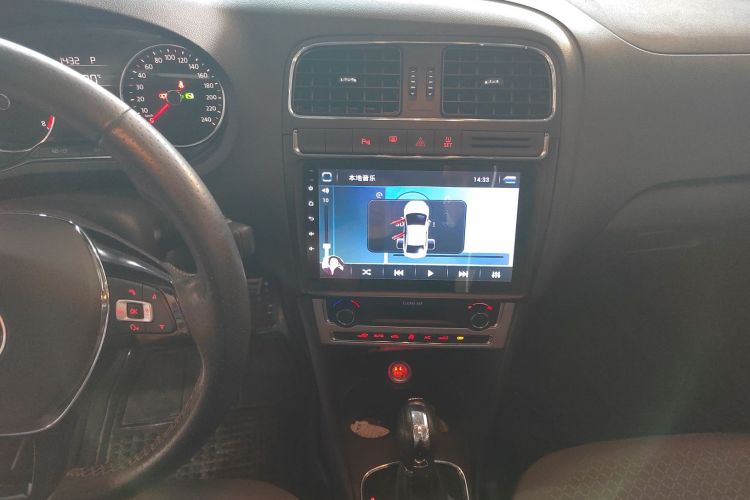 大众 2016款 1.6L Cross Polo 自动中控内饰16