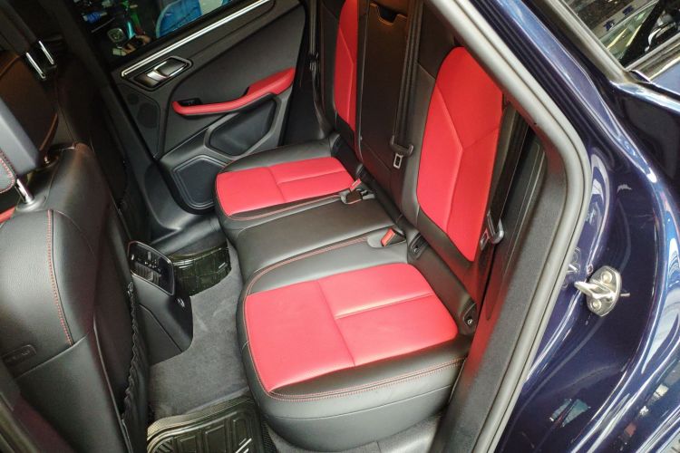 保时捷 2020款 Macan 2.0T中控内饰21