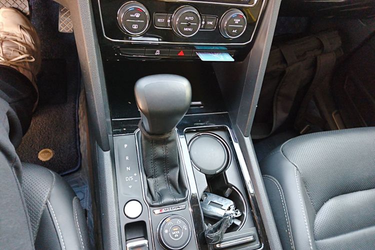 大众 途昂 2020款 改款 380TSI 四驱豪华版中控内饰18