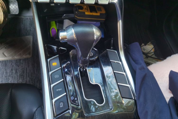 福特 领界 2019款 EcoBoost 145 CVT铂领型 国V中控内饰18