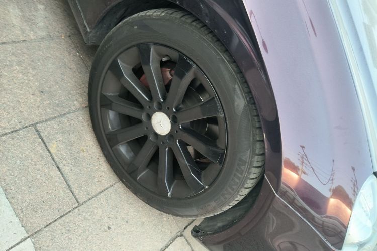 奔驰CLS 2009款 CLS 300车身外观10