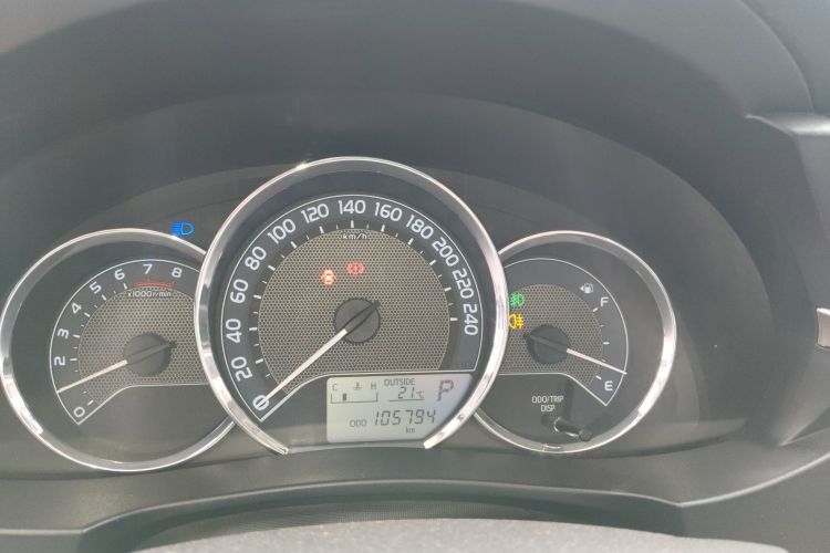 丰田 雷凌 2014款 1.6G CVT精英版中控内饰14