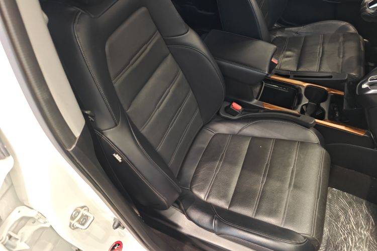 本田CR-V 2019款 240TURBO CVT两驱风尚版 国V局部细节41