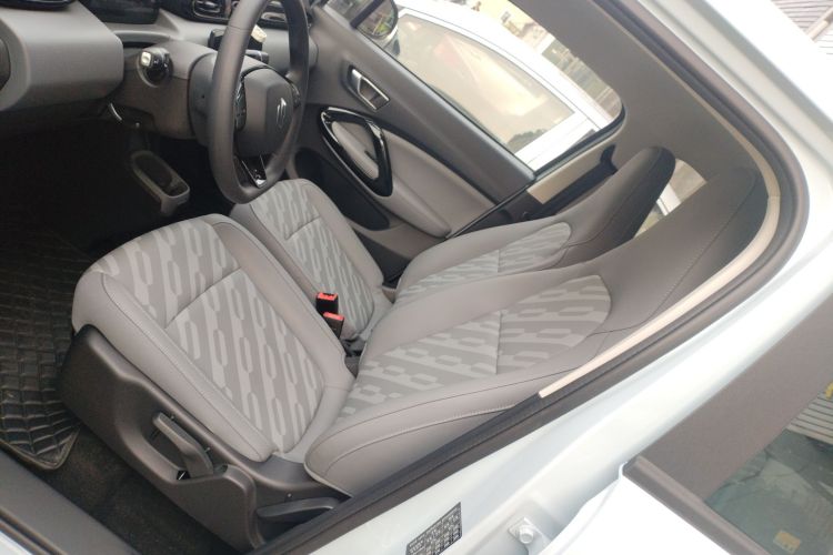 零跑汽车 零跑T03 2025款 403舒享版中控内饰19