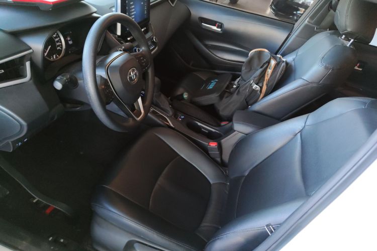 丰田 卡罗拉 2021款 1.2T S-CVT 精英版中控内饰19