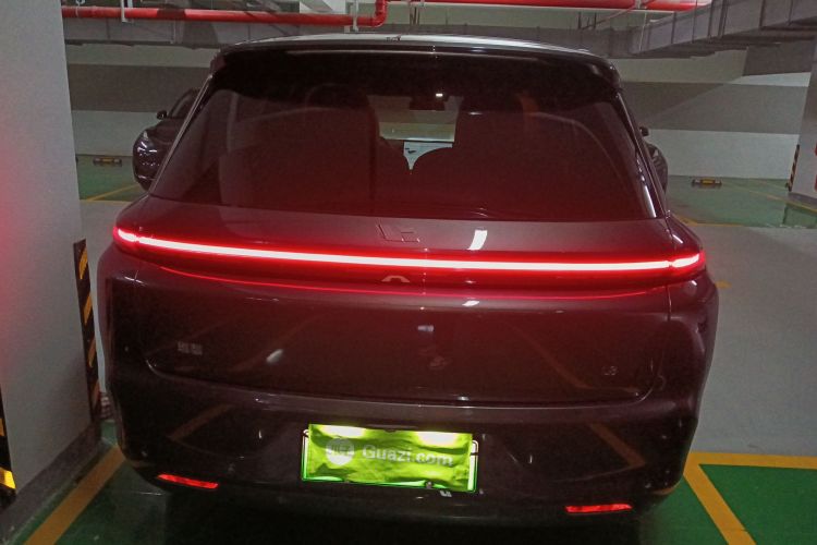 理想汽车 理想L8 2023款 Pro车身外观6