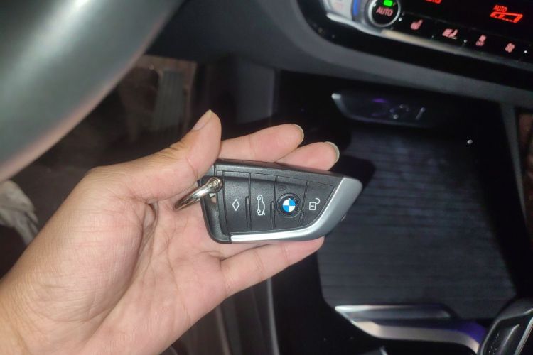 宝马X3 2020款  xDrive28i M运动套装中控内饰7001