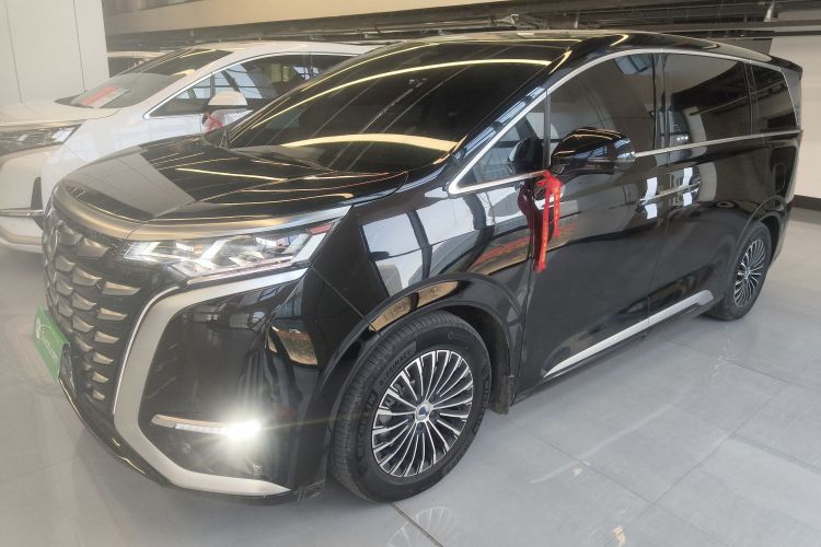 腾势D9 2022款 DM-i 970 四驱尊荣型车身外观6003