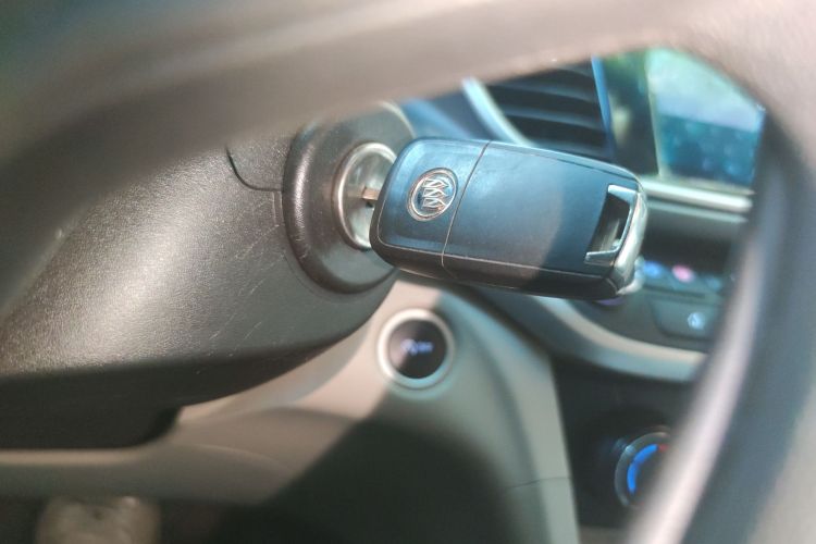 别克 英朗 2021款 典范 1.5L 自动精英型中控内饰7001