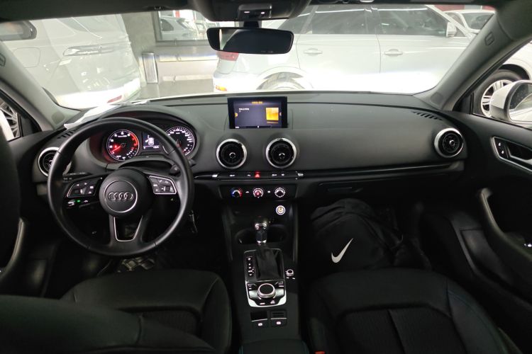 奥迪A3 2020款 Sportback 35 TFSI 时尚型 国VI中控内饰12