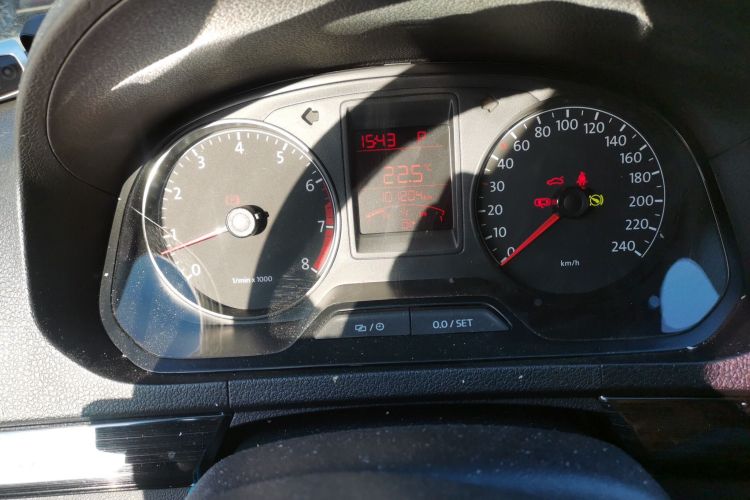 大众 捷达 2015款 质惠版 1.6L 自动时尚型中控内饰14