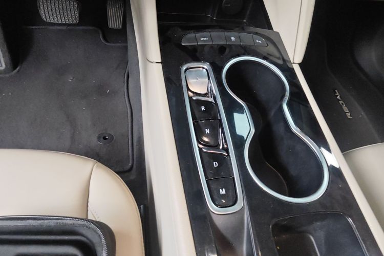 别克 君威 2020款 552T 精英型局部细节18