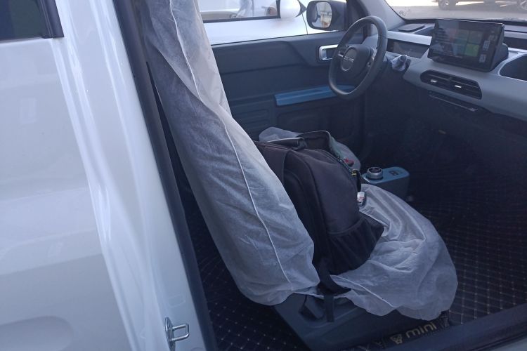 吉利银河 2024款 熊猫mini 200km 耐力熊局部细节41