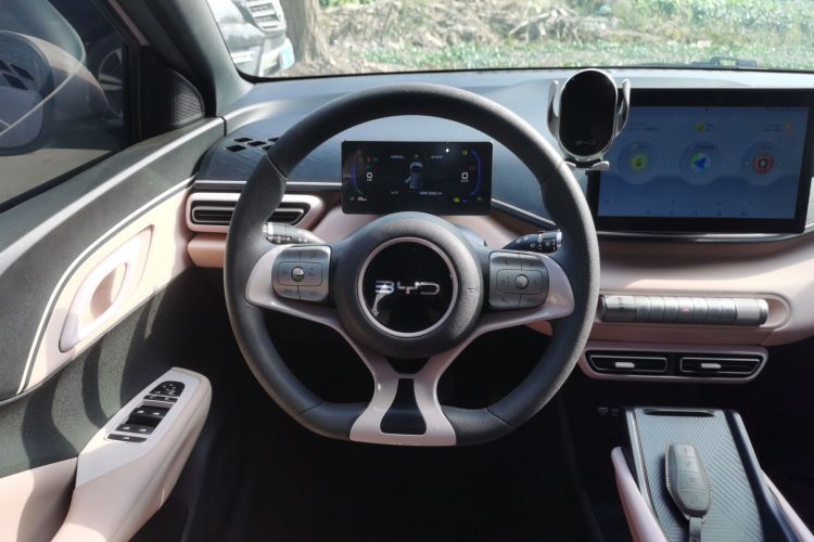 比亚迪 海鸥 2025款 305km 活力版中控内饰13