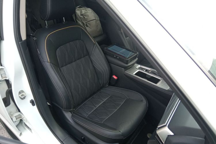 日产 天籁 2022款 2.0T XL 进享版局部细节41