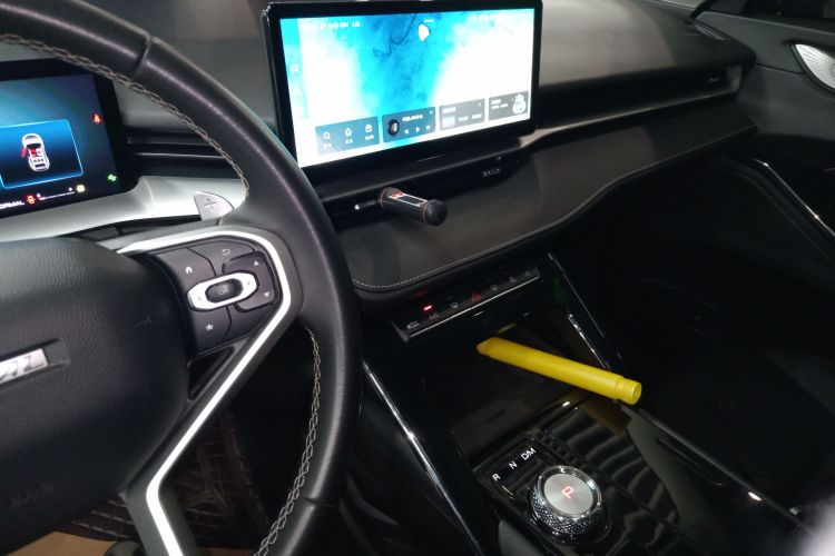 哈弗H6 2021款 第三代 2.0T 自动四驱Max中控内饰16