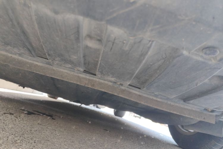 福特 福克斯 2017款 两厢 1.6L 自动风尚型智行版局部细节9008