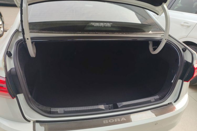 大众 宝来 2020款 1.5L 自动豪华型机舱底盘23