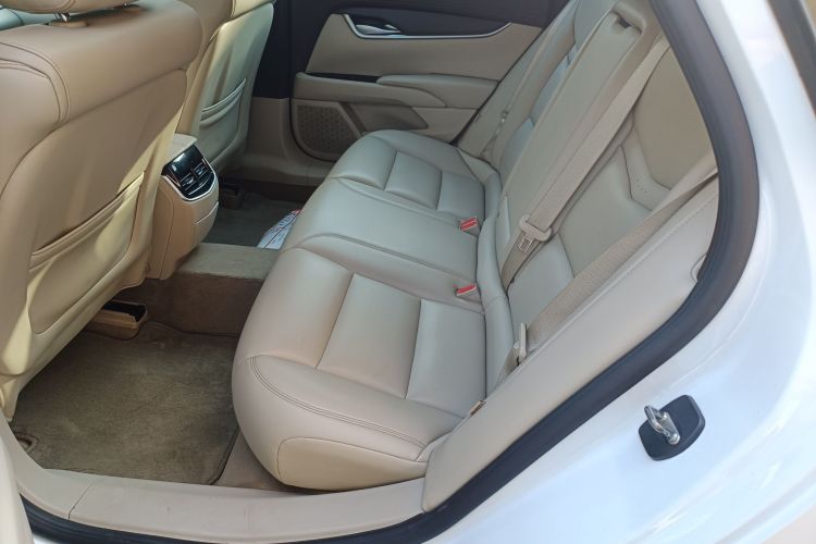 凯迪拉克XTS 2017款 28T 技术型中控内饰21