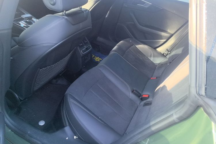 奥迪A5 2023款 Sportback 40 TFSI quattro 豪华动感型中控内饰7004